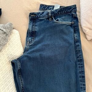 Men’s Banana Republic Traveler Jeans Size 40 x 32